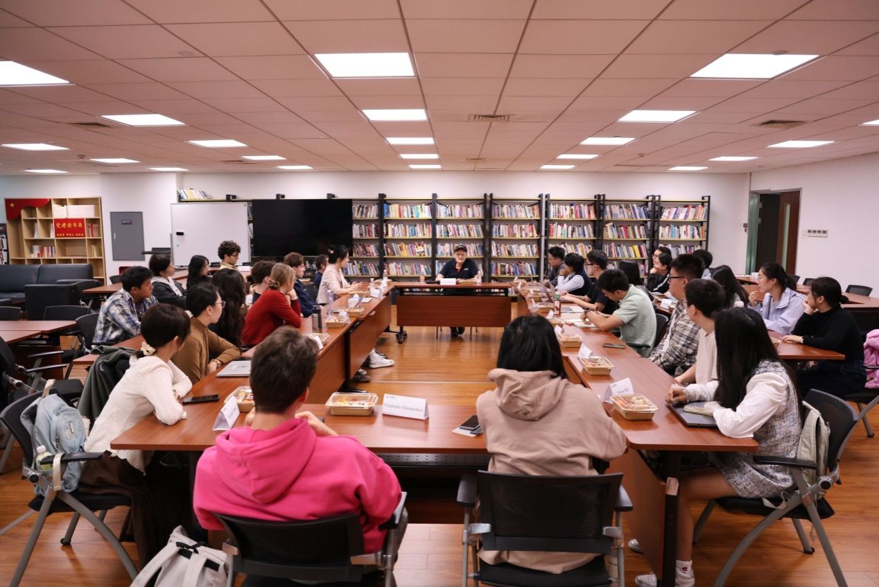 Dialogue with a Nobel Laureate: Student Tea Talk series at PHBS | The Fifth Session